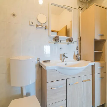 Casa Gina - Goelba *